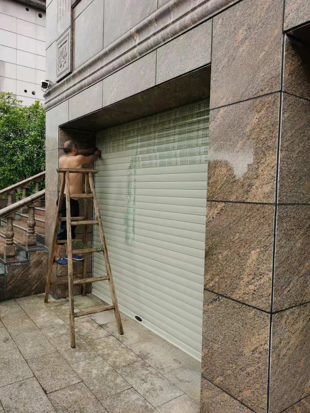 郴州市蘇仙區豪門自動門銷售店,自動卷閘門,車庫門,感應門,鋁藝